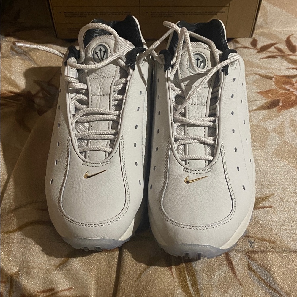 Nike White and Gold Athletic Shoes